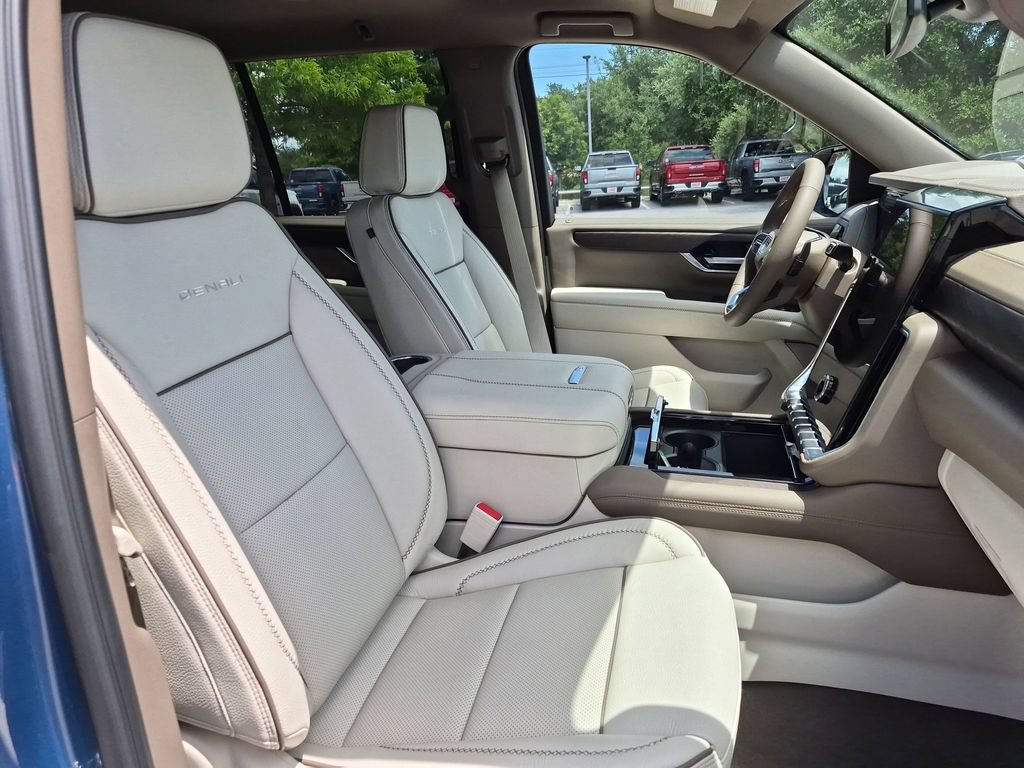 New 2026 GMC Yukon Denali AWD/4WD image 39