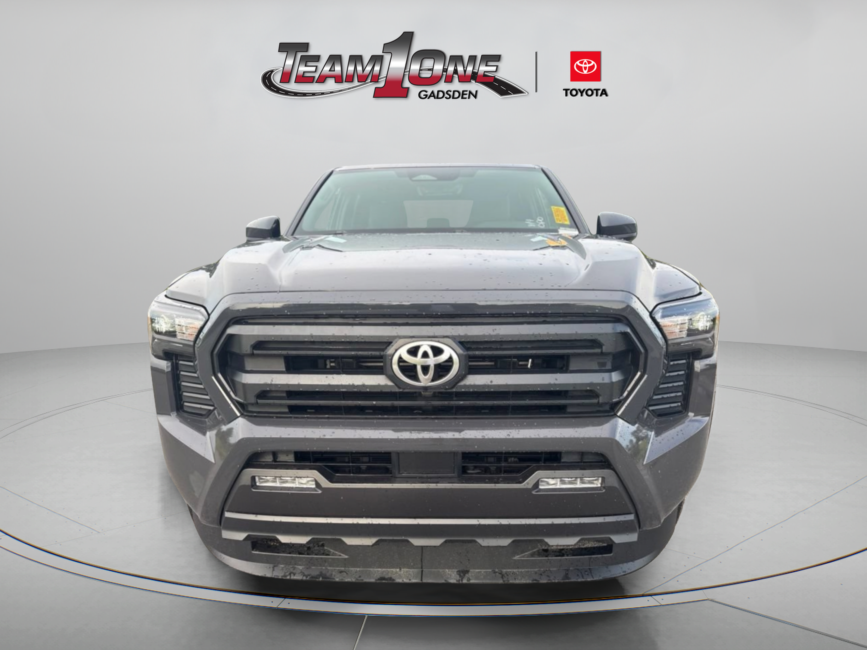 Certified 2025 Toyota Tacoma SR5 AWD/4WD image 4