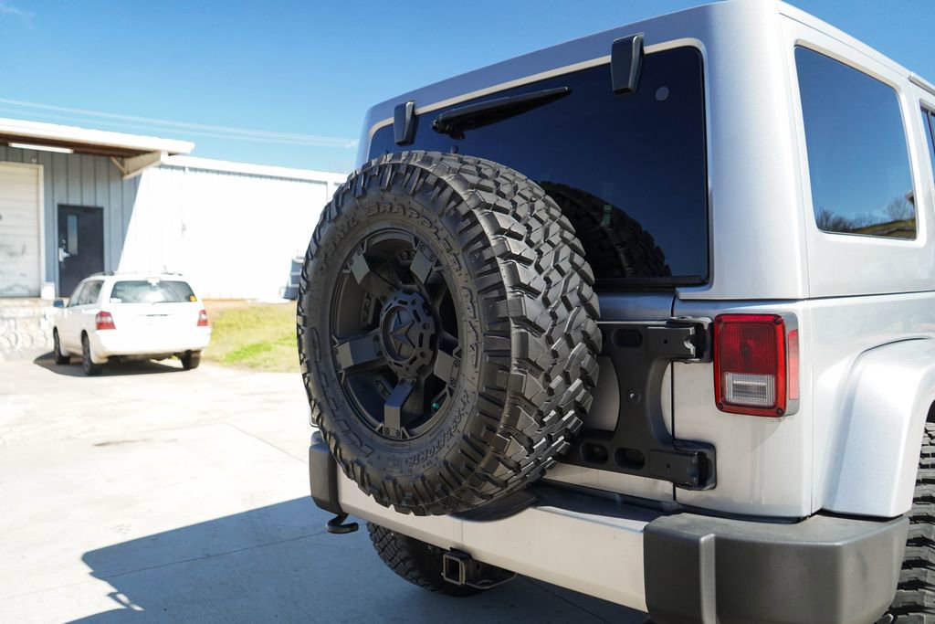 Used 2016 Jeep Wrangler Unlimited Sahara w/ Max Tow Package image 14