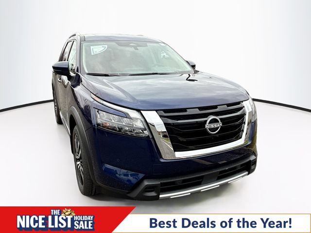 New 2025 Nissan Pathfinder Platinum w/ Cargo Package