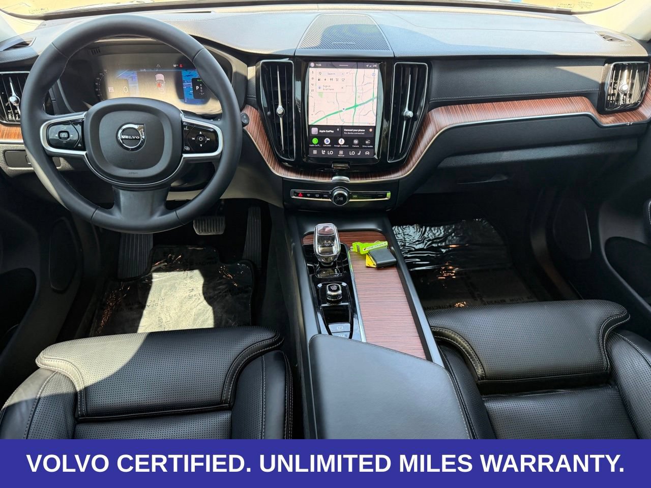 Certified 2024 Volvo XC60 T8 Ultimate w/ Protection Package Premier AWD/4WD image 14