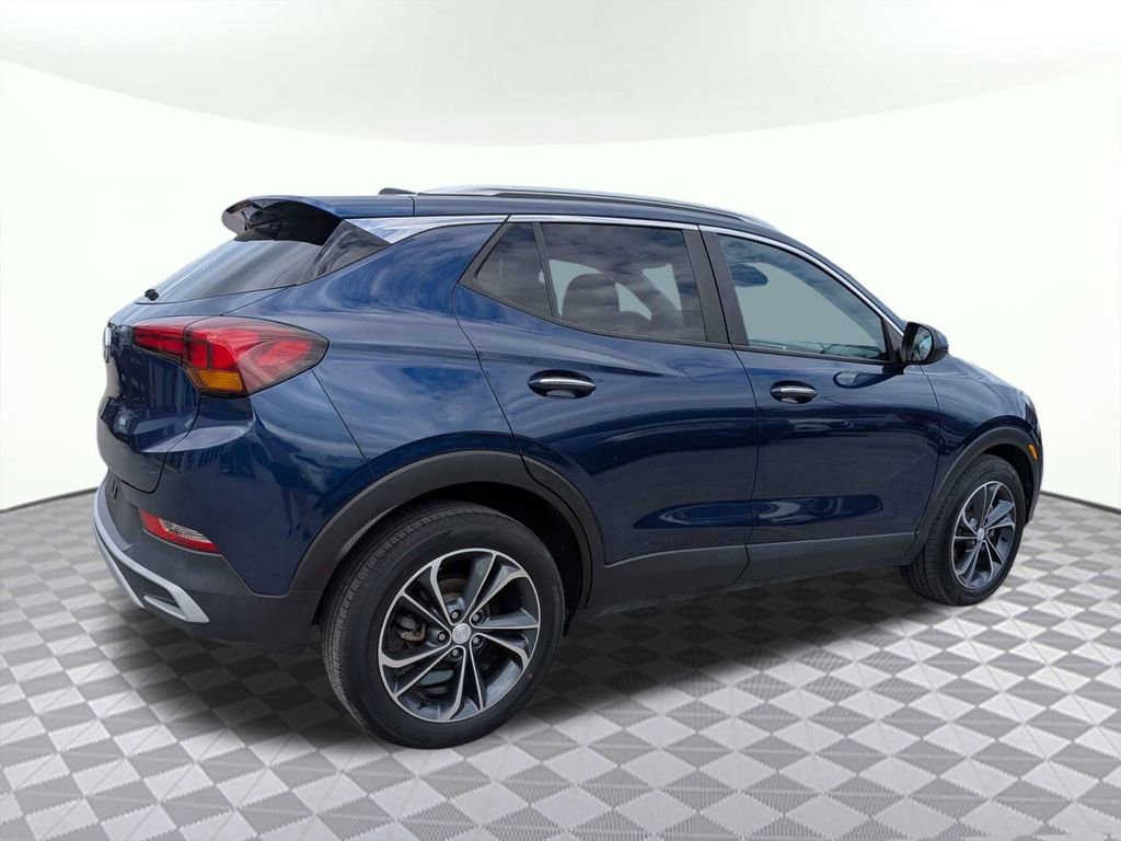 Used 2022 Buick Encore GX Select image 3