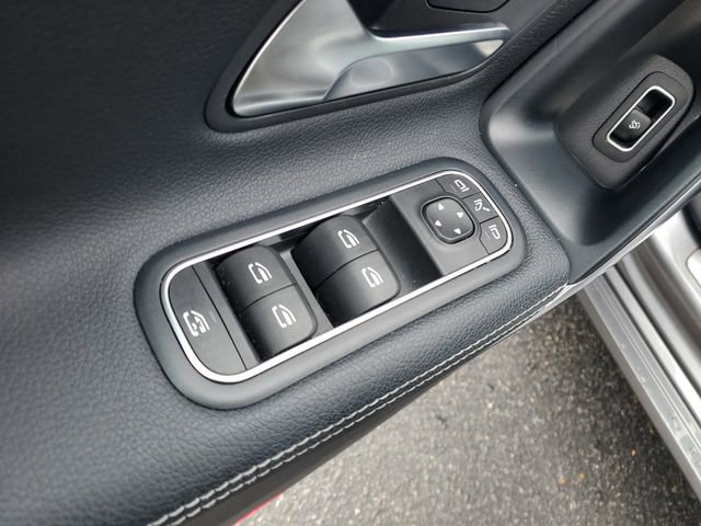 Used 2022 Mercedes-Benz CLA 250 image 9