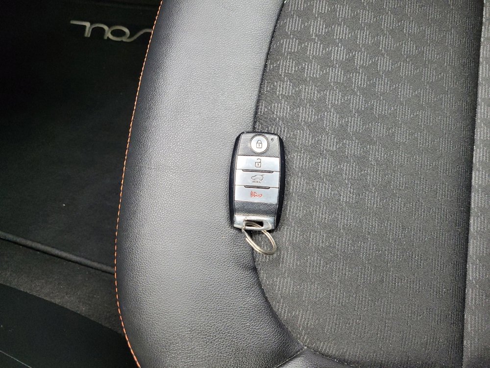 Used 2019 Kia Soul ! FWD image 32