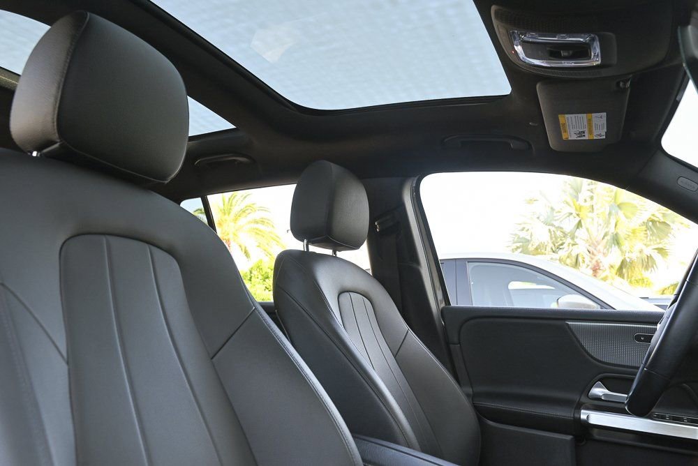 Used 2022 Mercedes-Benz GLB 250 image 17
