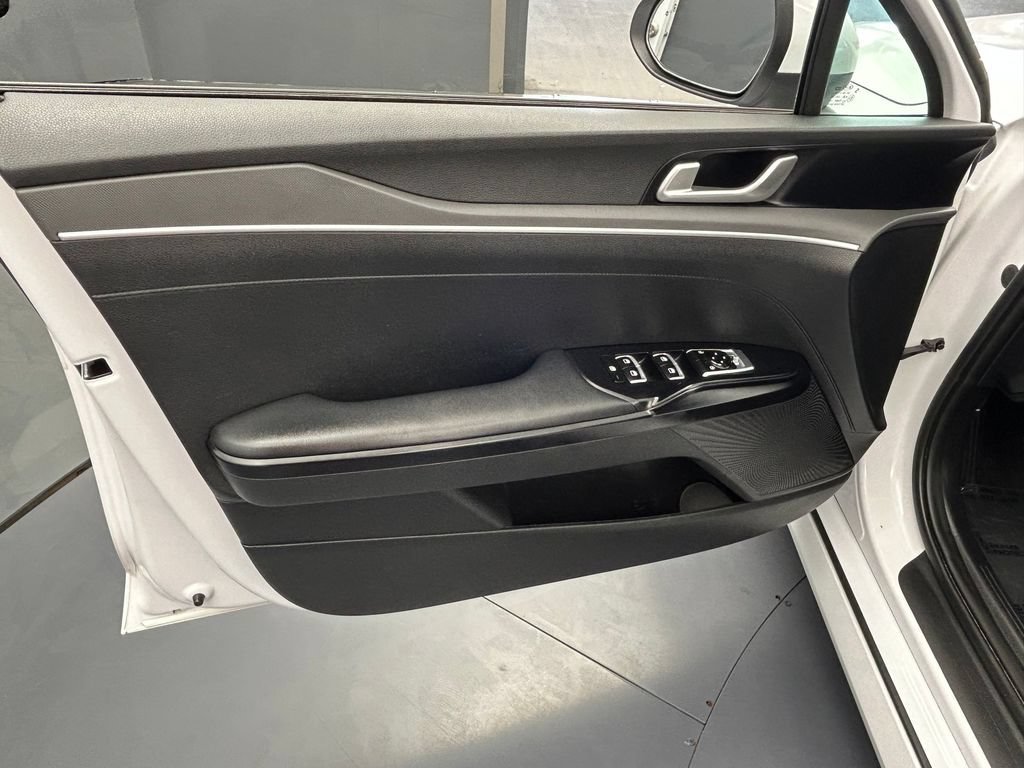 Used 2021 Kia K5 LXS FWD image 44