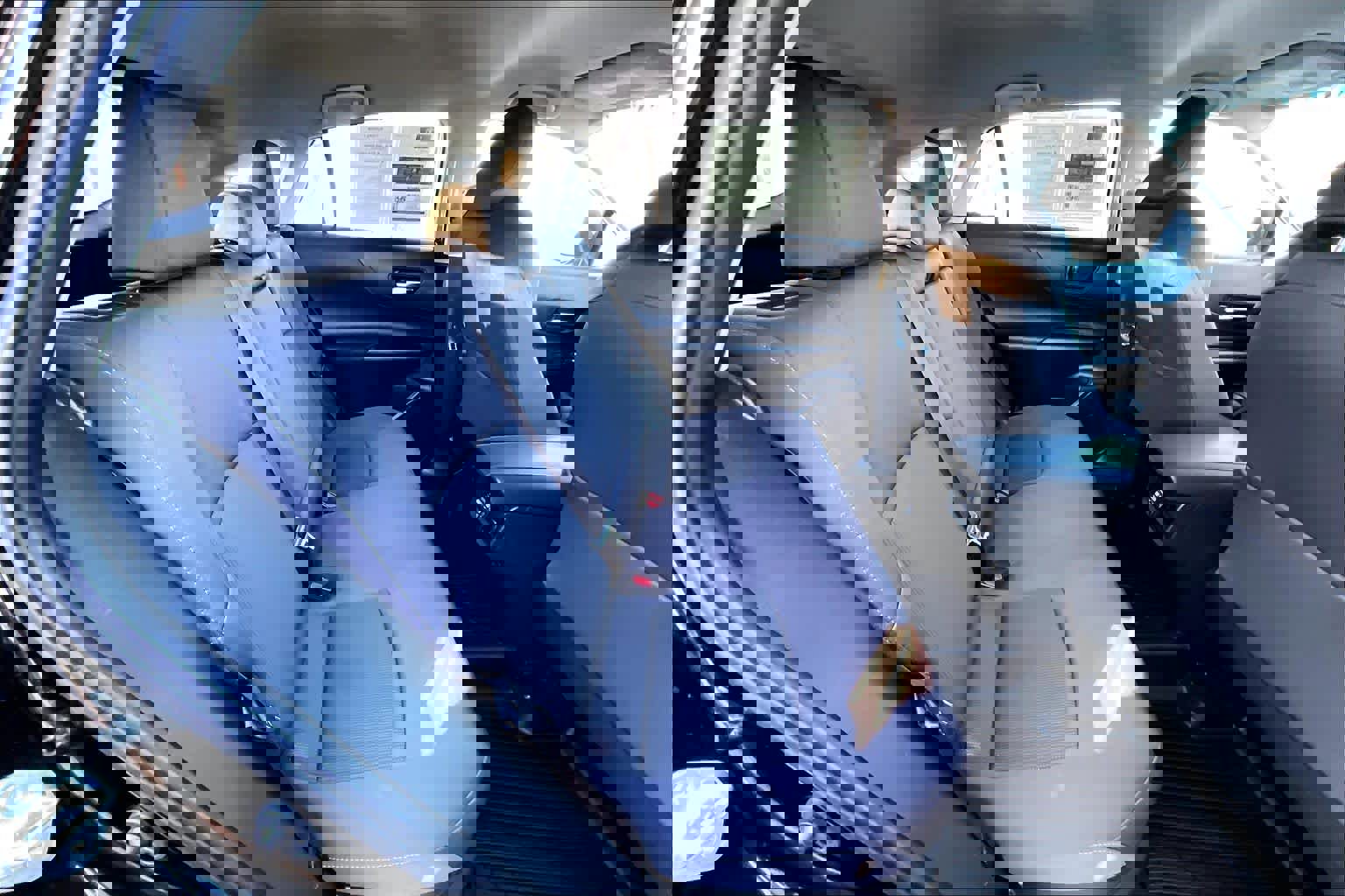 Certified 2024 Toyota Venza LE image 18