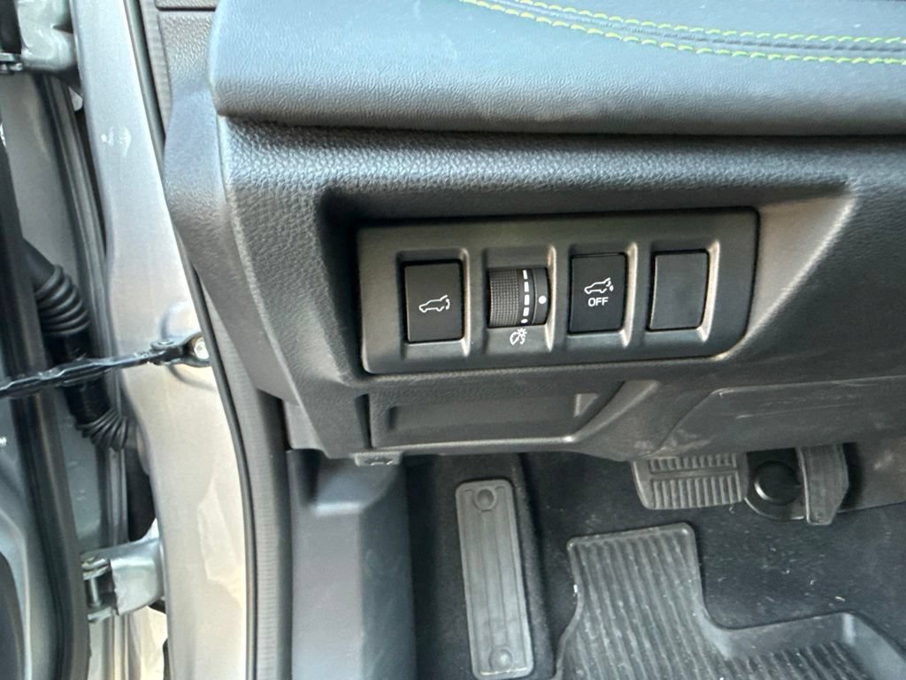 Used 2025 Subaru Outback Onyx Edition AWD/4WD image 12
