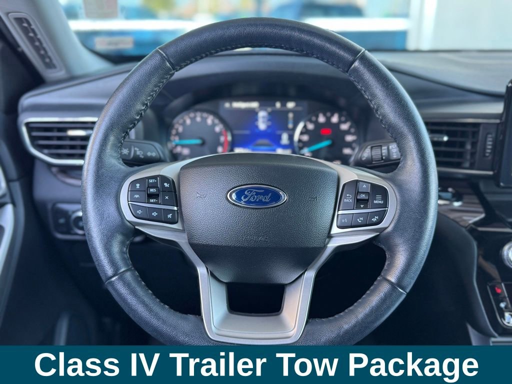 Used 2022 Ford Explorer Limited w/ Equipment Group 301A image 7