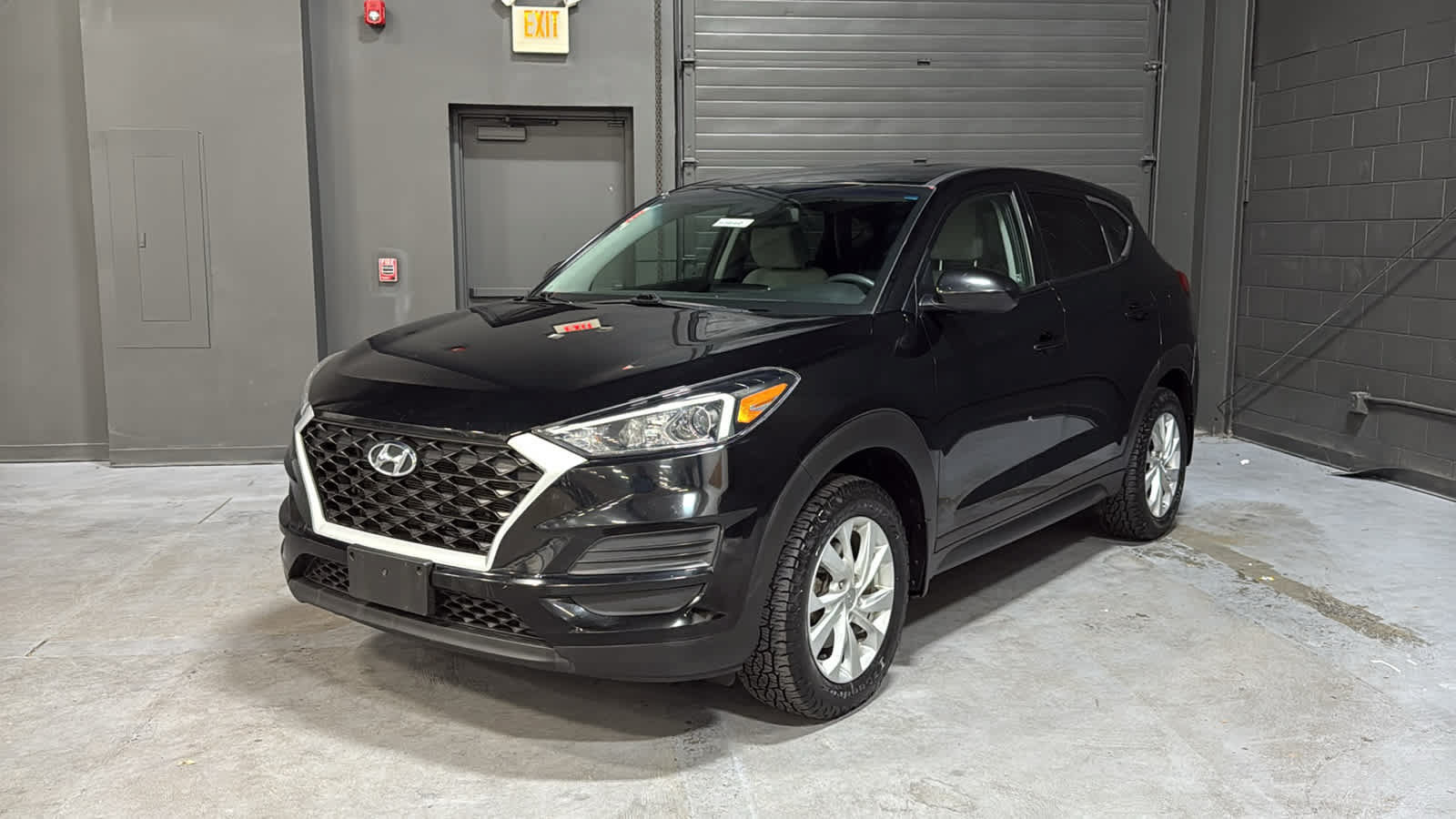 Used 2021 Hyundai Tucson SE AWD/4WD image 3