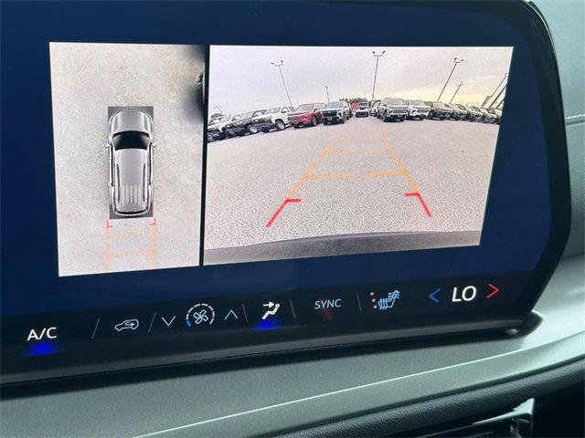 New 2026 Chevrolet Traverse LT w/ Midnight/Sport Edition image 13