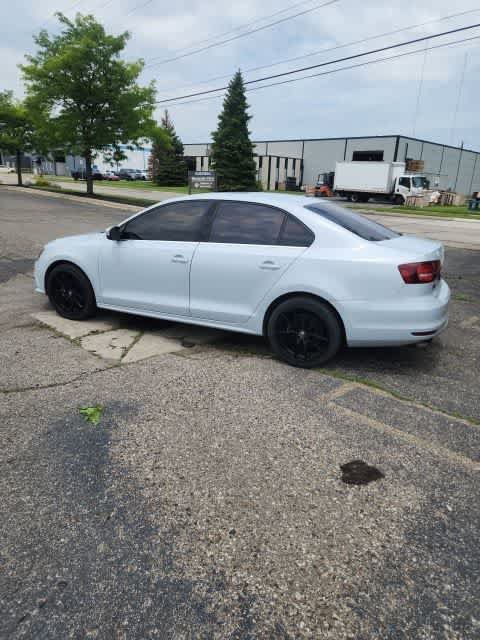 Used 2017 Volkswagen Jetta S w/ Jetta S Cold Weather Package FWD image 22