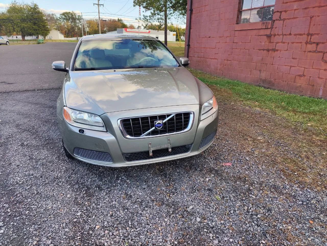 Used 2008 Volvo V70 image 2