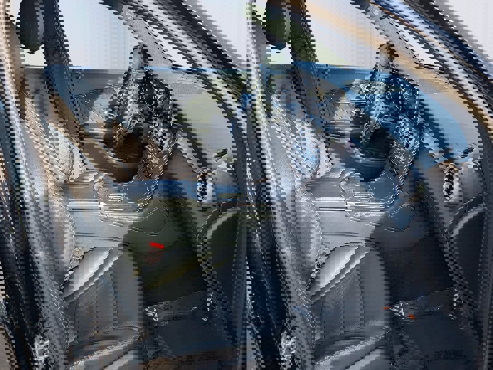 Used 2021 Mercedes-Benz GLC 300 4MATIC image 9