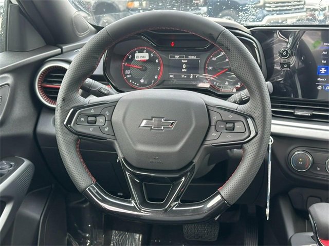 New 2026 Chevrolet Trax RS w/ Sunroof Package image 7