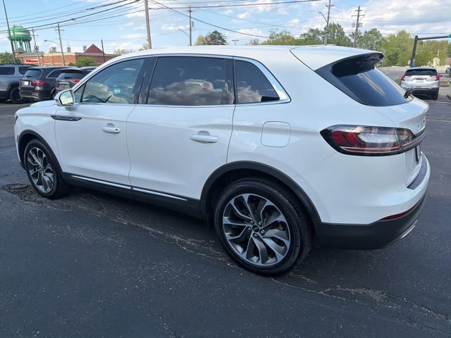 Used 2023 Lincoln Nautilus Reserve AWD/4WD image 4