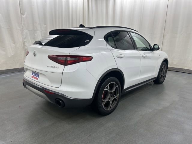 Used 2023 Alfa Romeo Stelvio Ti w/ Active Assist Plus Package image 6