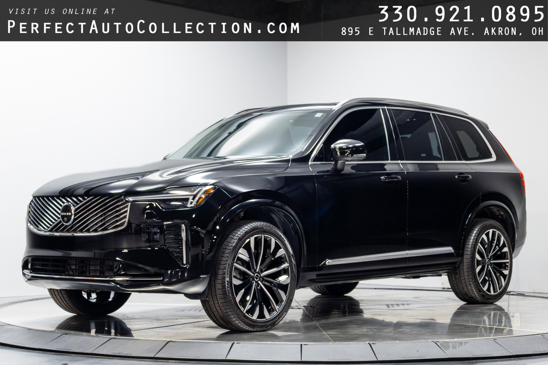 Used 2025 Volvo XC90 B6 Plus image 1