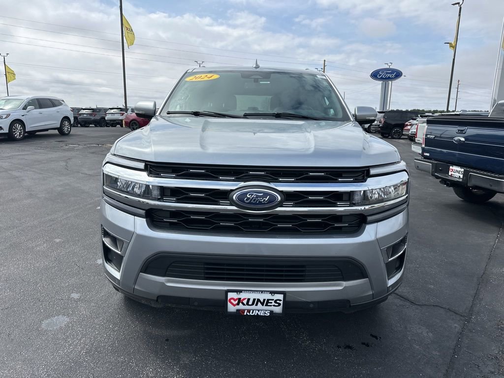Used 2024 Ford Expedition Max Limited image 21