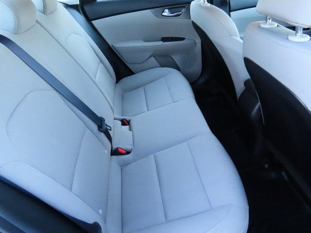 Used 2020 Kia Forte LXS image 13