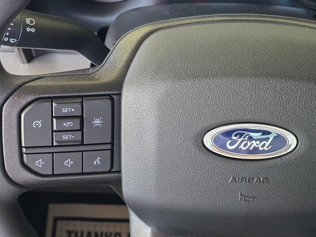 New 2025 Ford F550 4x4 Regular Cab Super Duty image 10