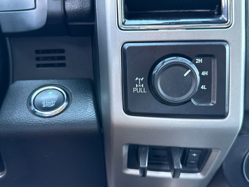 Used 2020 Ford F250 Lariat w/ Lariat Ultimate Package image 24