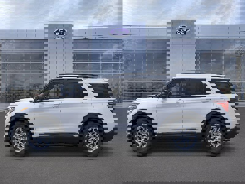 New 2026 Ford Explorer Active w/ Active Comfort Package image 3