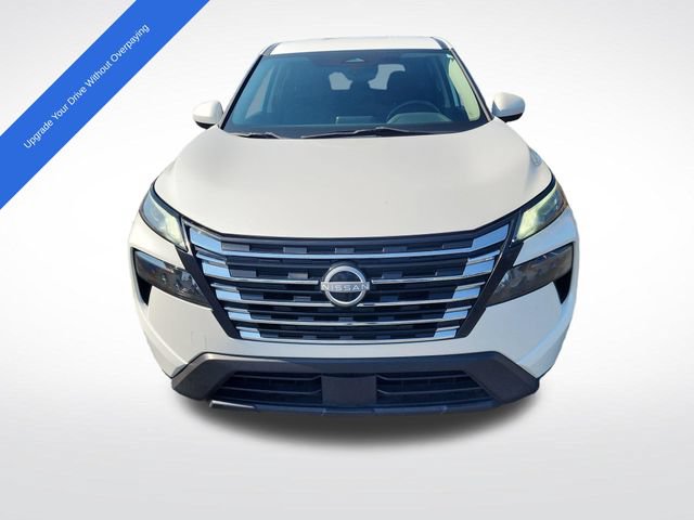 Used 2024 Nissan Rogue SV AWD/4WD image 8