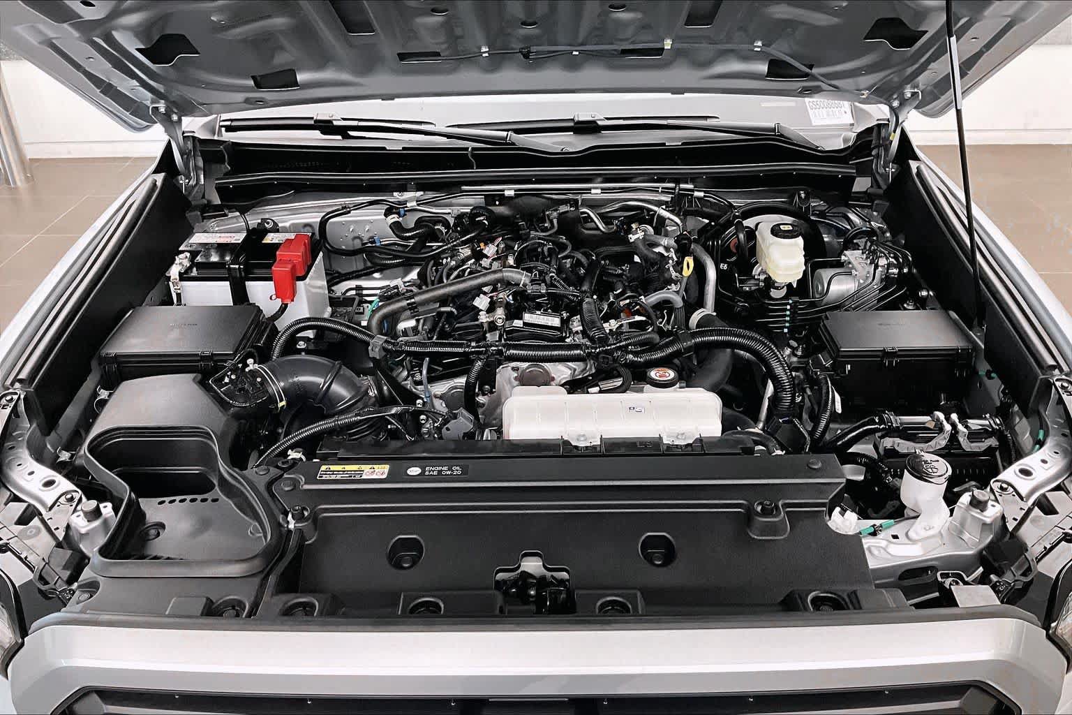 Used 2025 Toyota 4Runner SR5 RWD image 28
