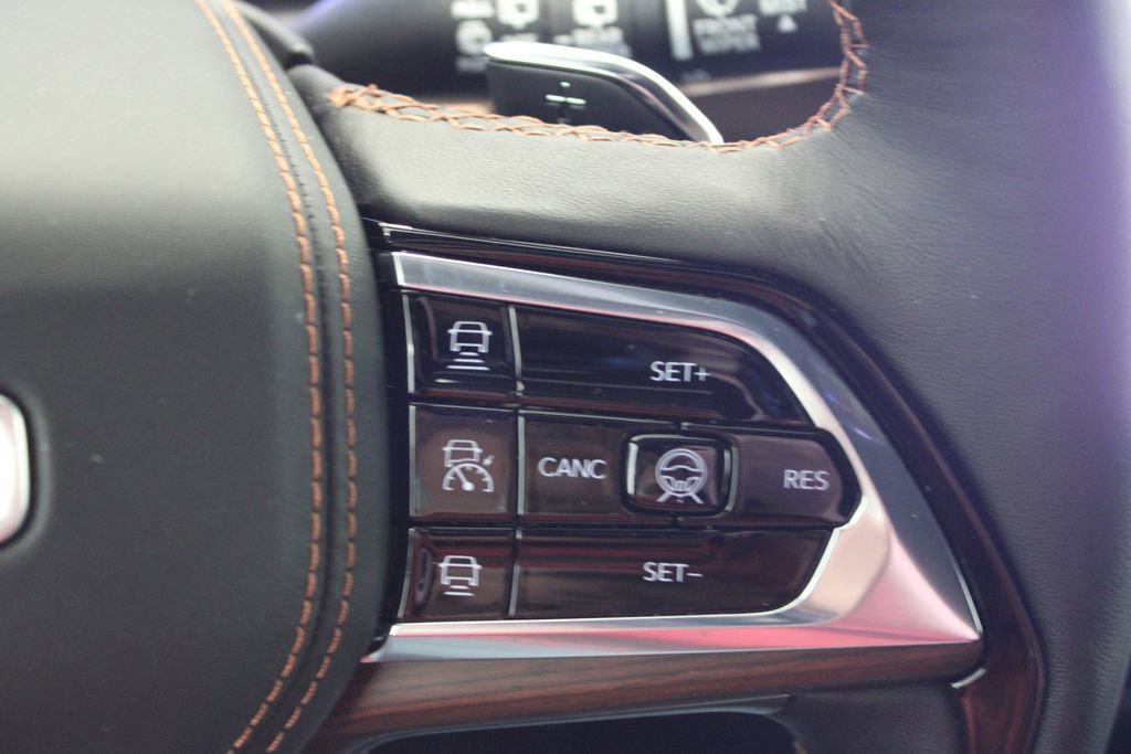 Used 2025 Jeep Grand Cherokee Summit w/ Adv Protech Group IV AWD/4WD image 23