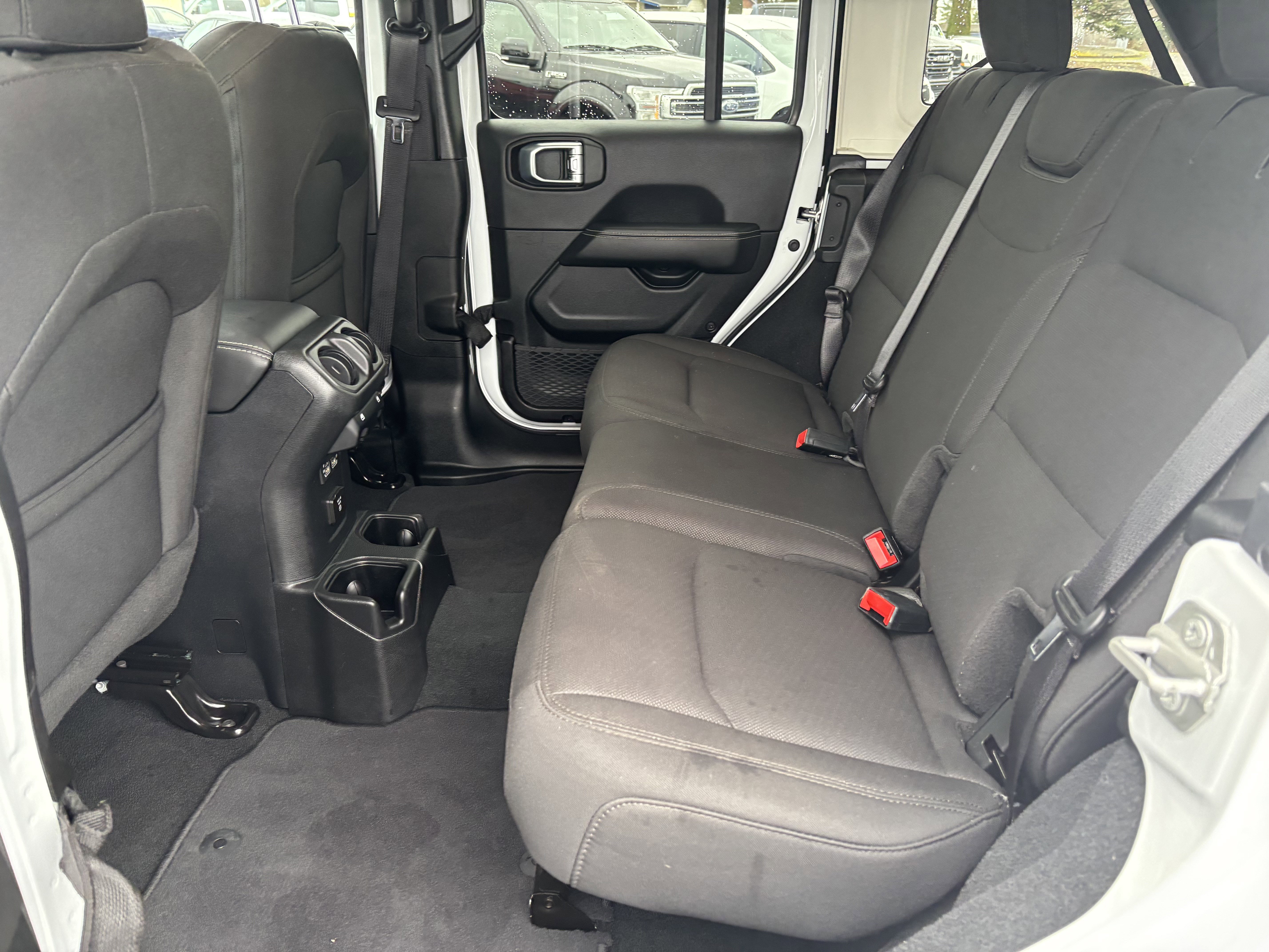 Used 2023 Jeep Wrangler Sahara w/ Cold Weather Group image 23