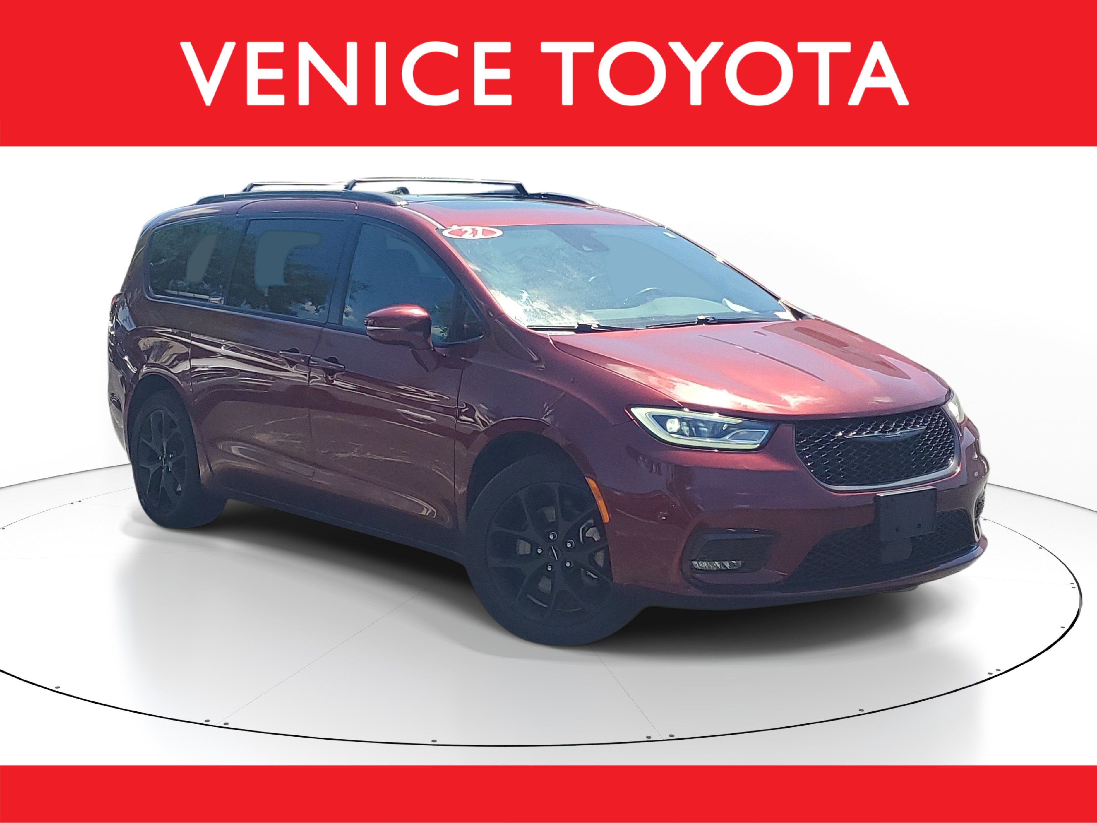 Used 2021 Chrysler Pacifica Touring-L w/ Uconnect Theater Family Group