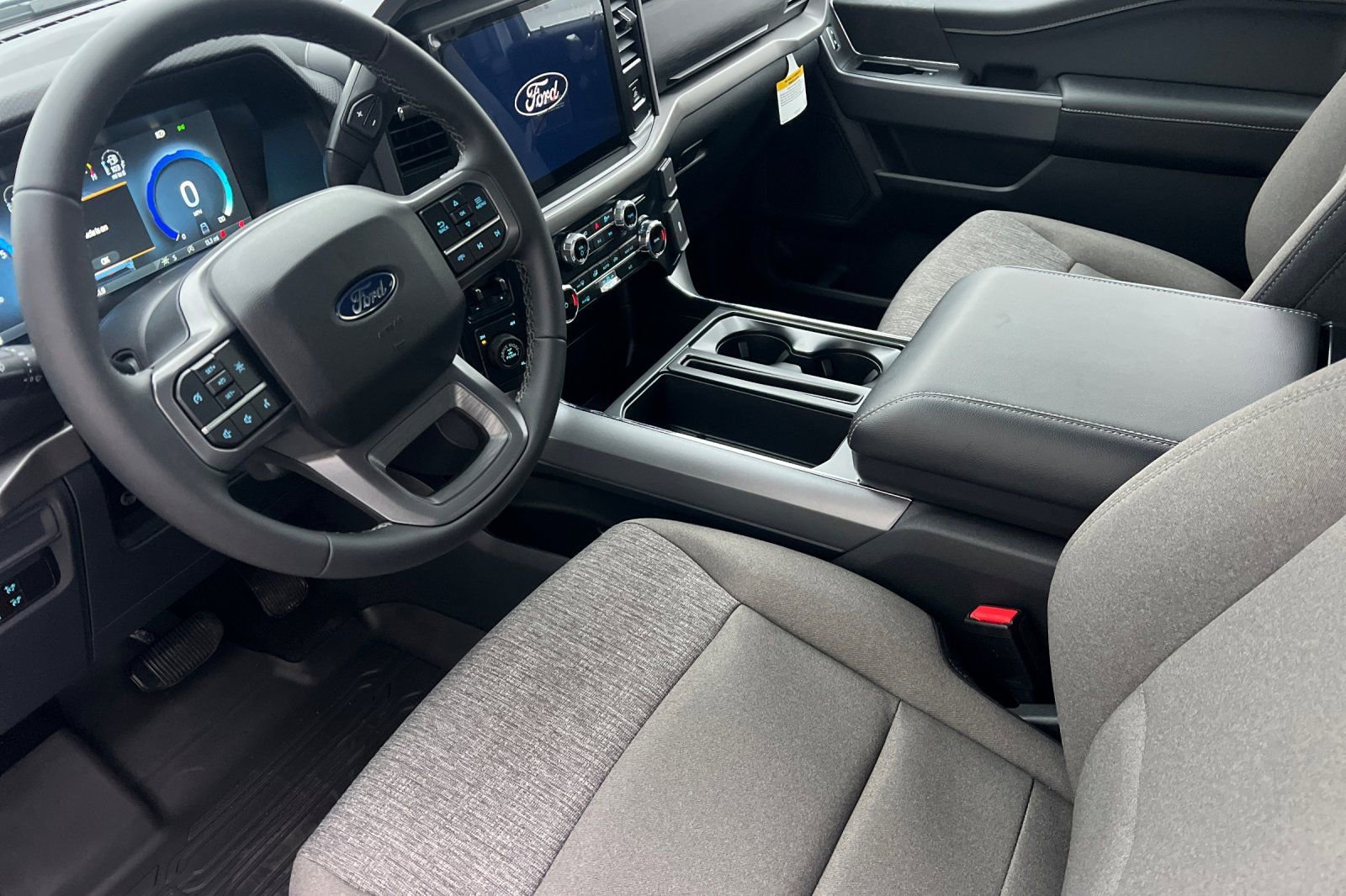 New 2026 Ford F150 XLT w/ XLT Chrome Appearance Package image 8