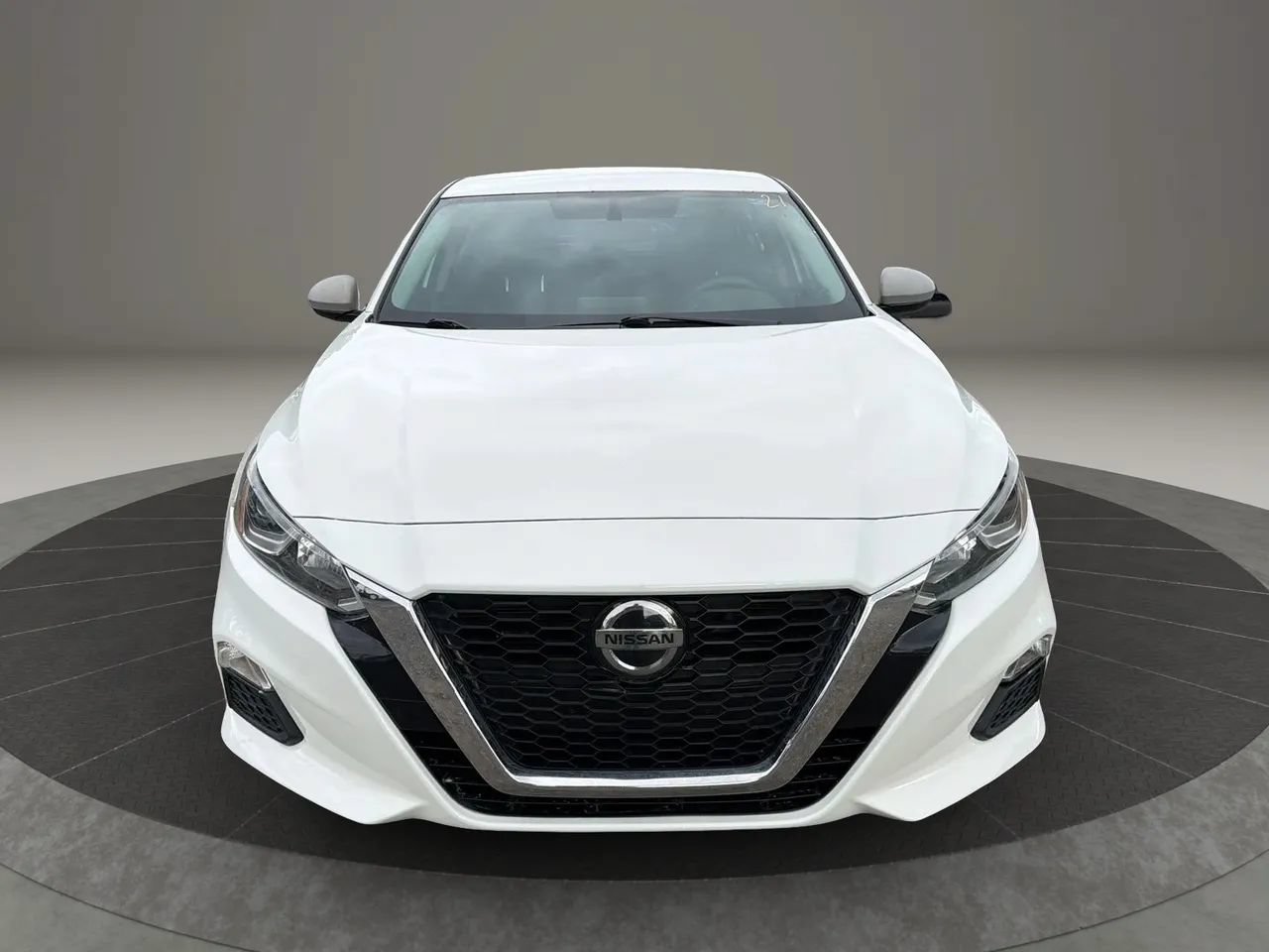 Used 2020 Nissan Altima 2.5 S FWD image 2