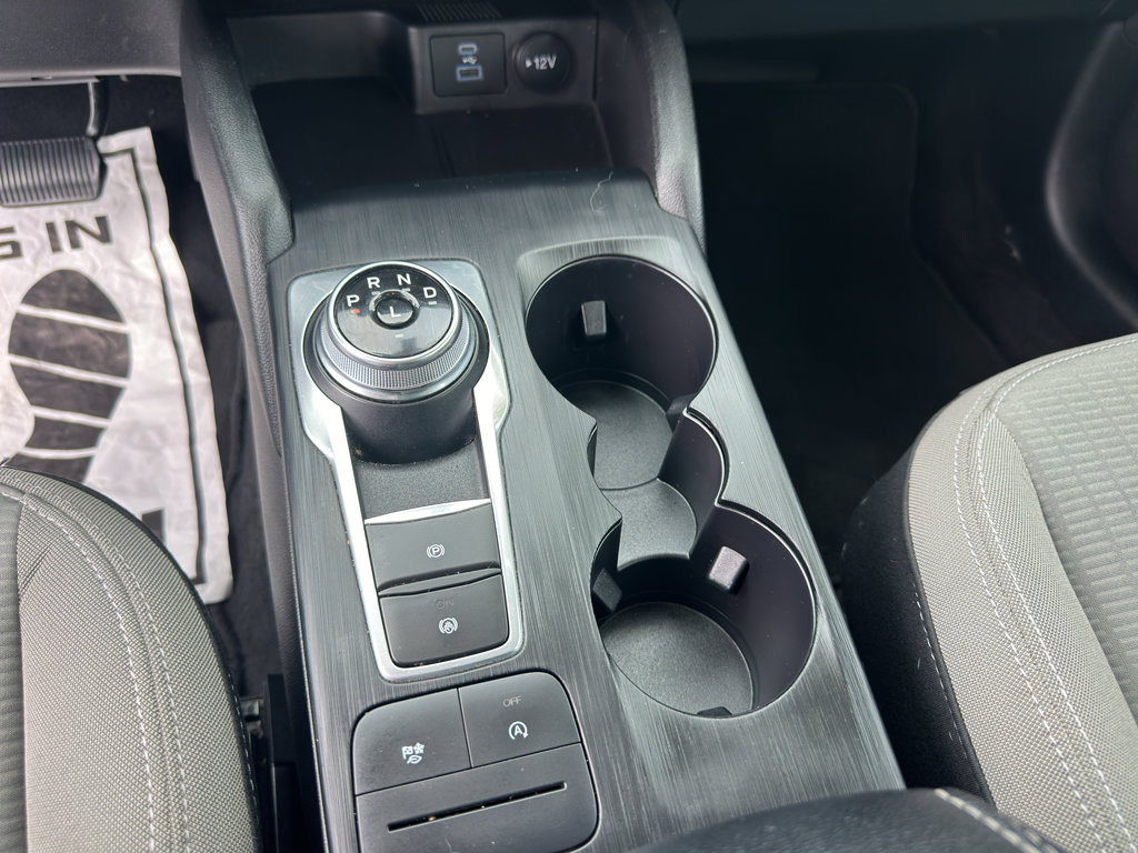Used 2022 Ford Escape S image 17