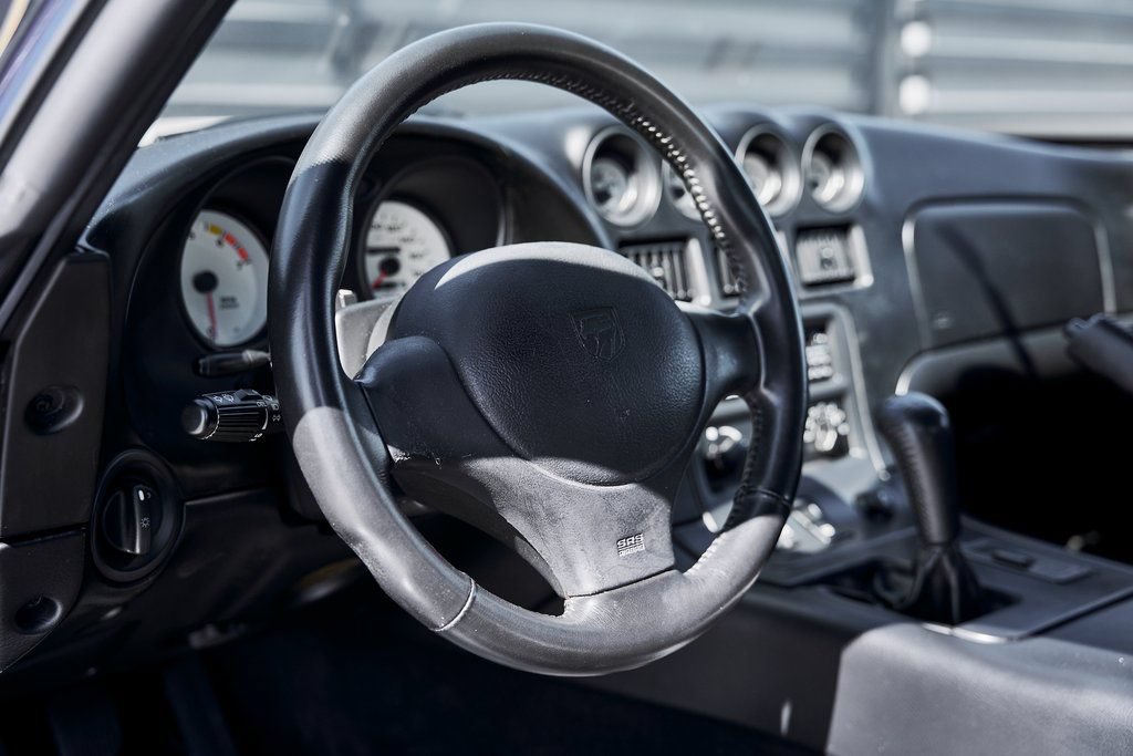 Used 1996 Dodge Viper GTS RWD image 48