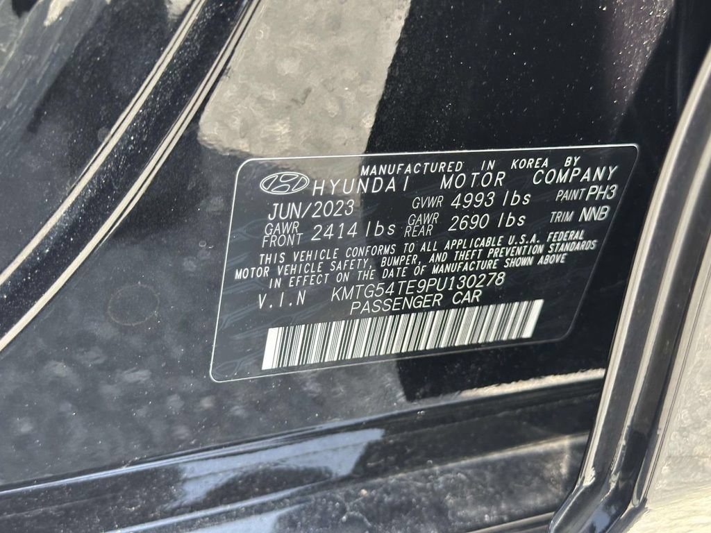 Used 2023 Genesis G70 3.3T AWD/4WD image 15