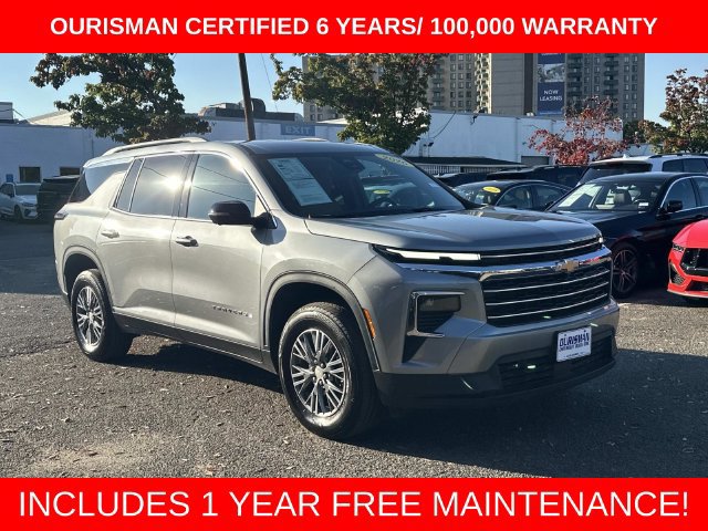 Used 2026 Chevrolet Traverse LT w/ Driver Confidence Package AWD/4WD image 1
