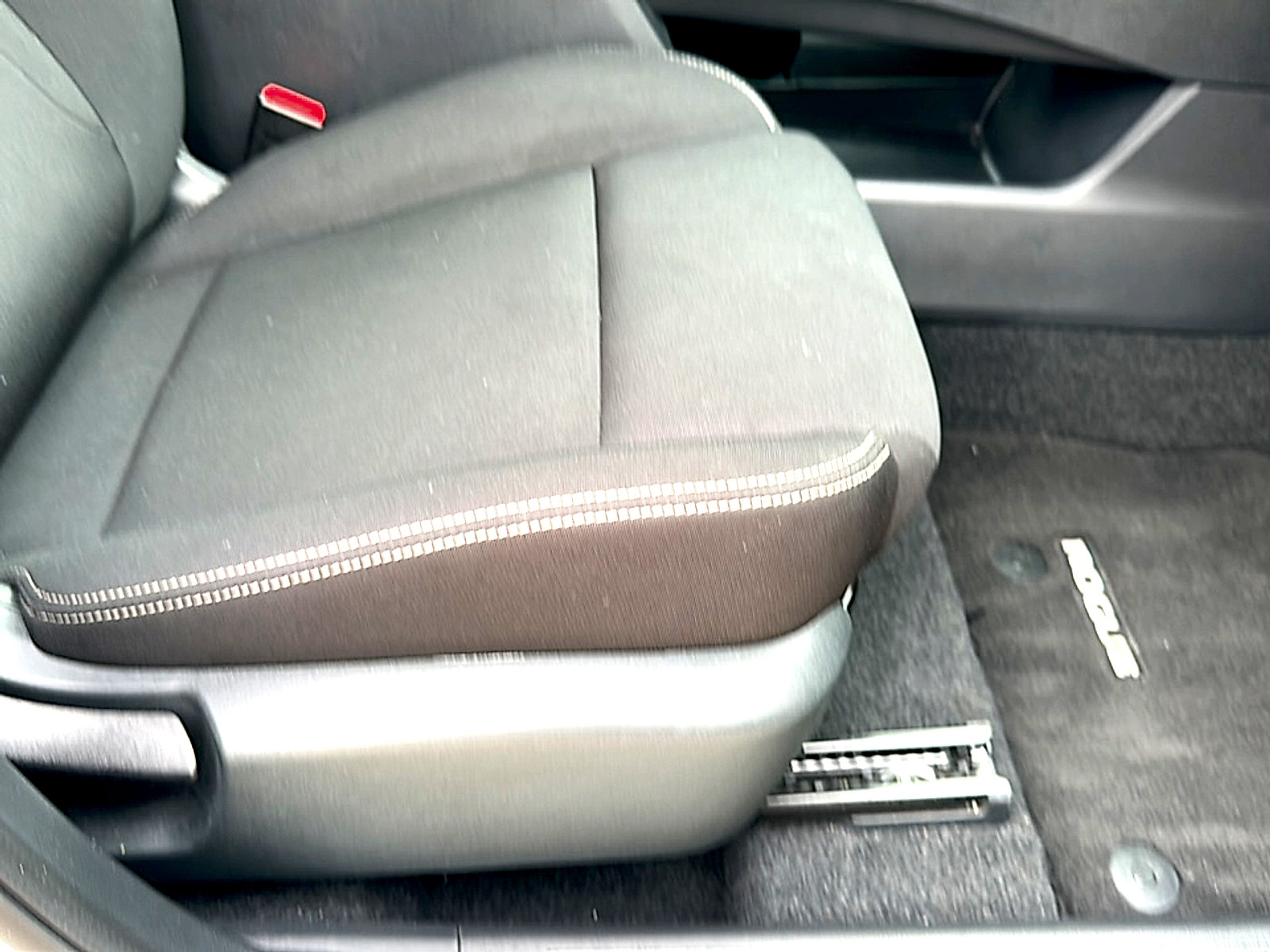 Certified 2025 Nissan Rogue S FWD image 25