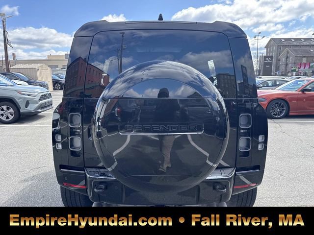 Used 2024 Land Rover Defender 110 V8 image 4