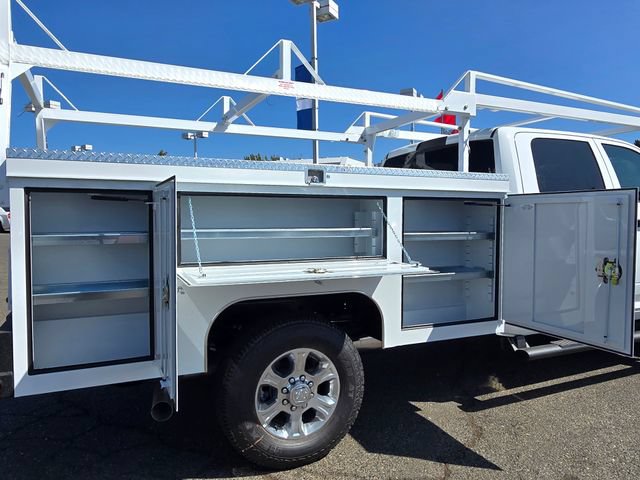 New 2026 RAM 3500 Tradesman w/ Chrome Appearance Group A AWD/4WD image 7