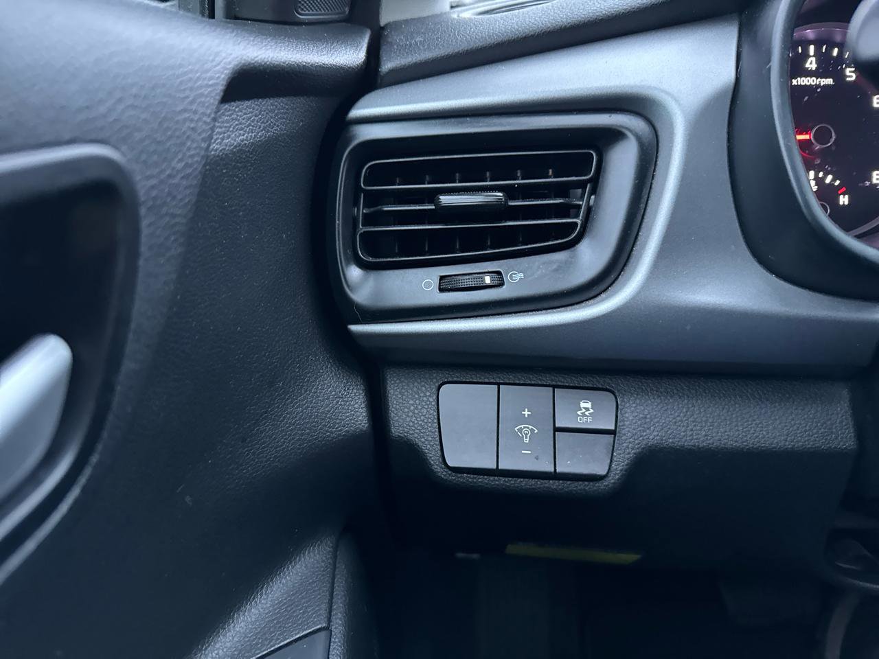 Used 2021 Kia Rio S w/ Option Group 015 image 20