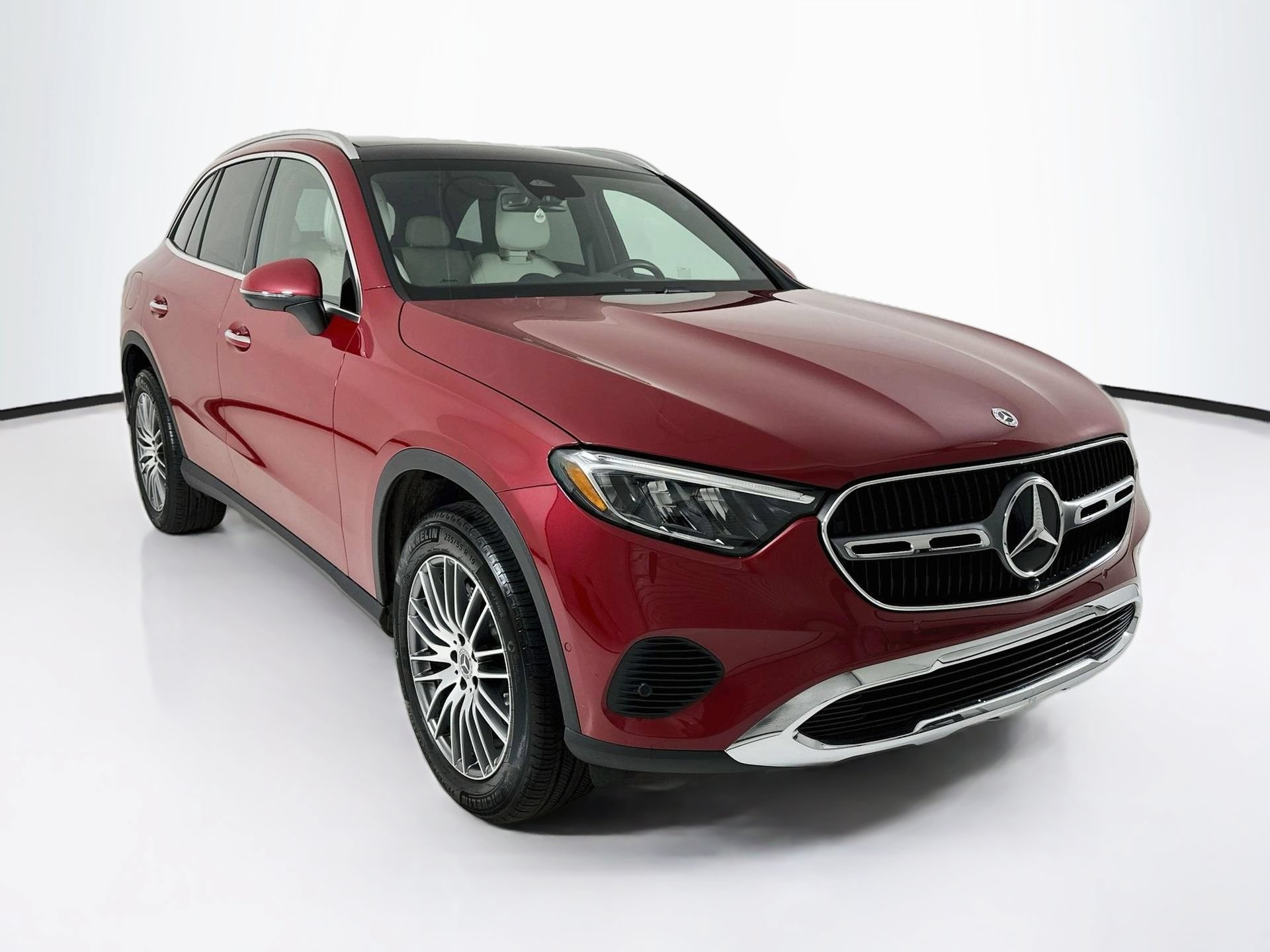 Certified 2026 Mercedes-Benz GLC 300 image 1