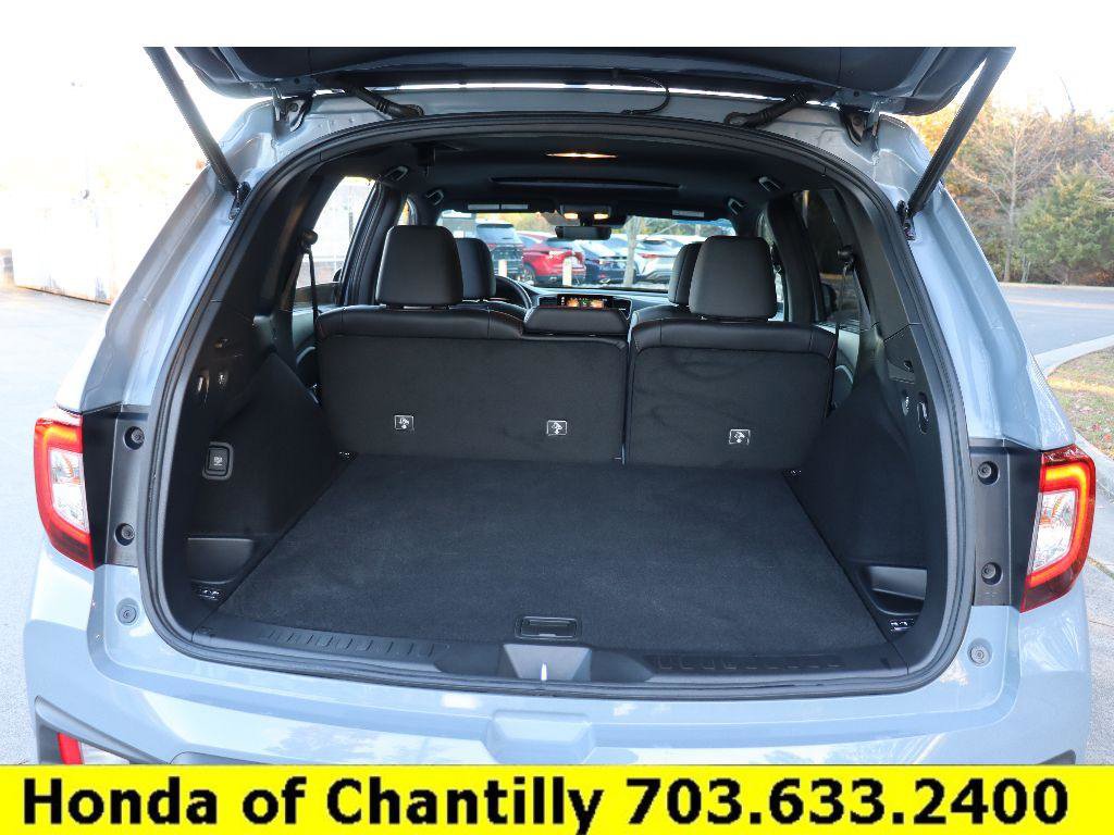 Used 2025 Honda Passport Black Edition image 28