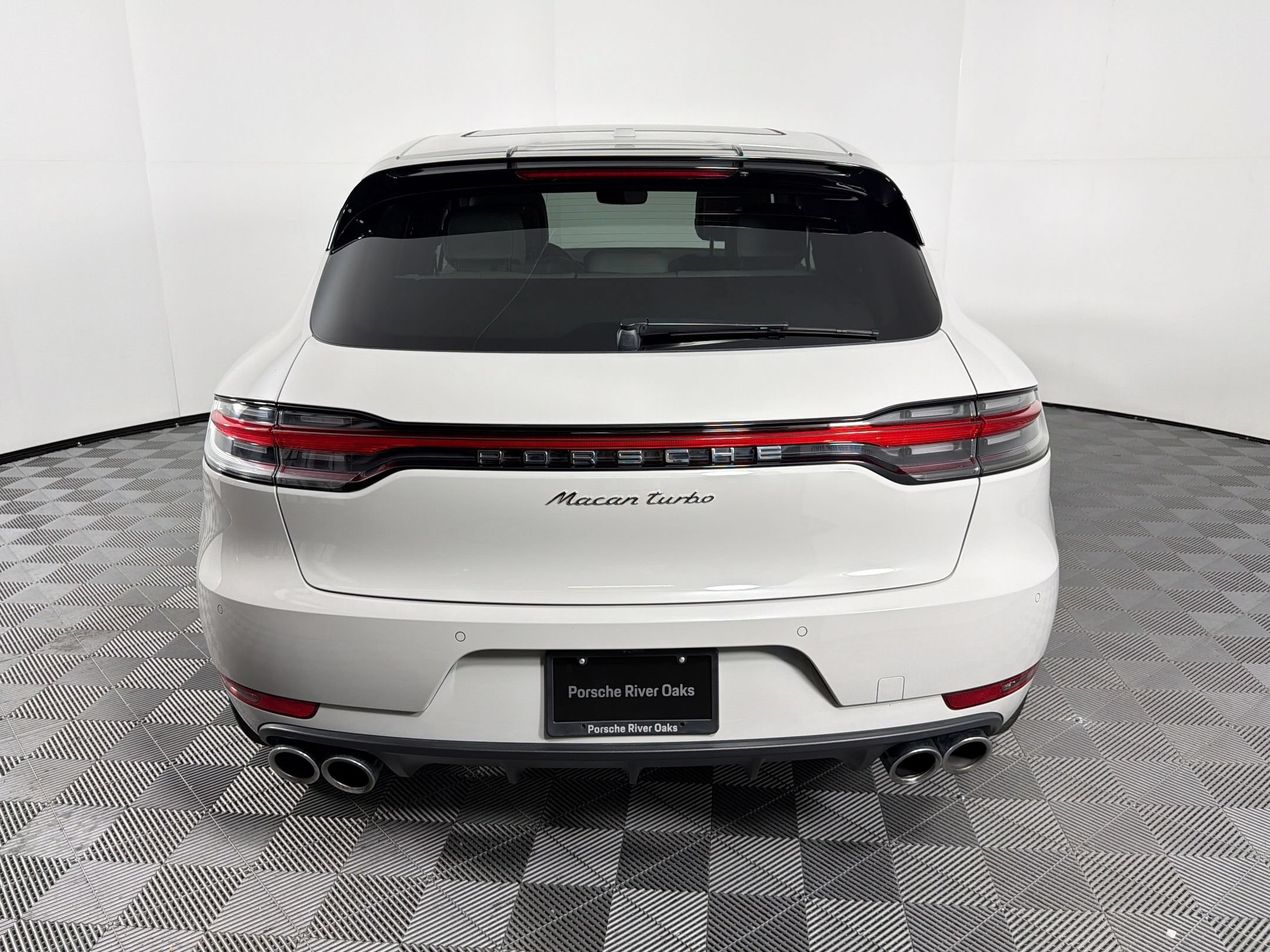 Certified 2021 Porsche Macan Turbo w/ Premium Package Plus (PF0) AWD/4WD image 10