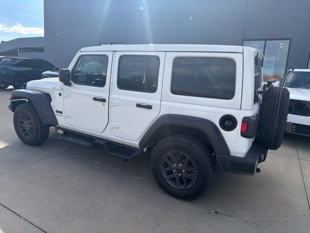 Used 2026 Jeep Wrangler Unlimited Sport AWD/4WD image 5