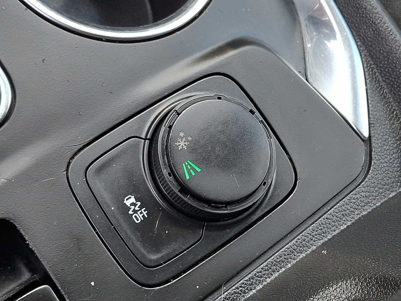 Used 2019 Chevrolet Traverse LS FWD image 24