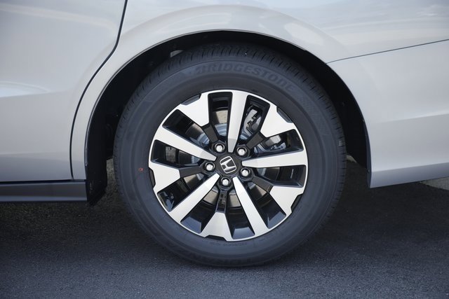 New 2026 Honda Odyssey EX-L image 8