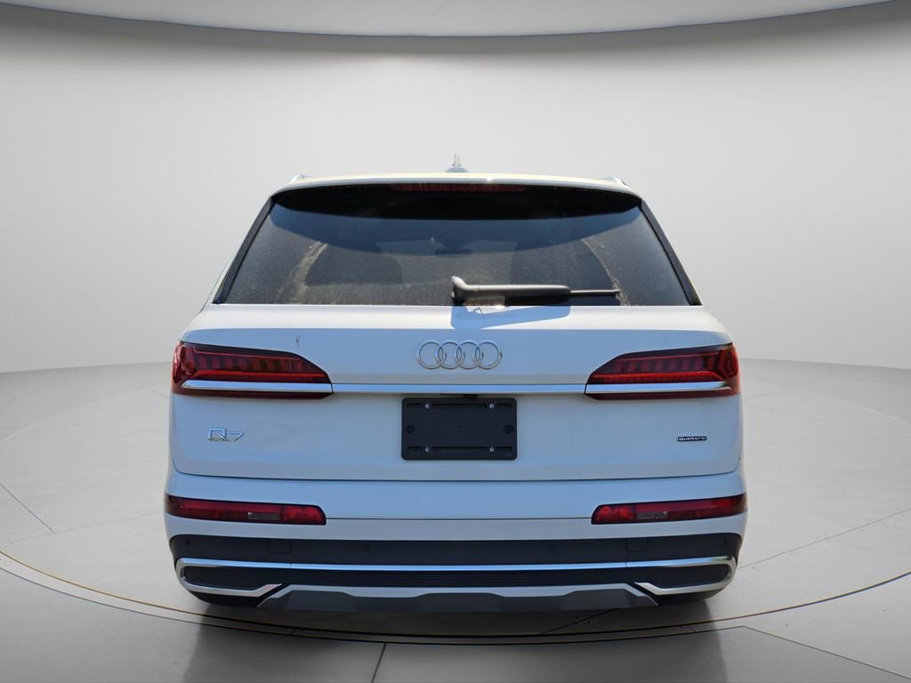 Certified 2023 Audi Q7 3.0T Prestige image 5