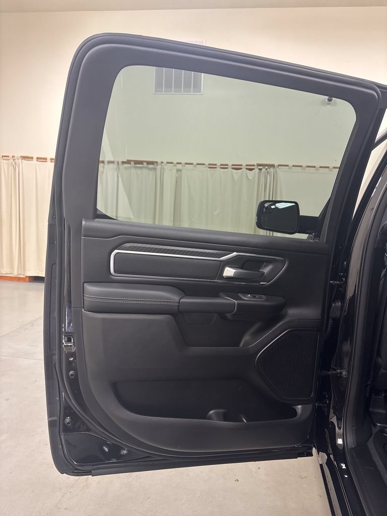 New 2026 RAM 1500 Big Horn w/ Night Edition AWD/4WD image 29